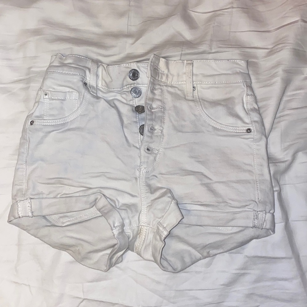 Garage White Shorts